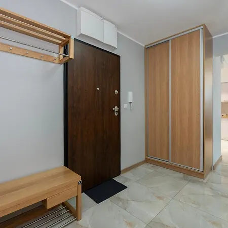 Apartment Luxury In The City-10-ksiezymlyn&galerialodzka