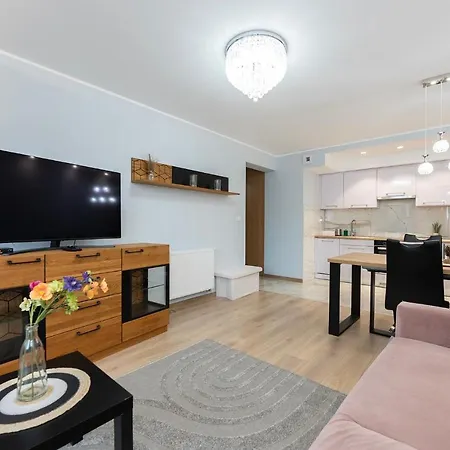 Luxury In The City-10-ksiezymlyn&galerialodzka