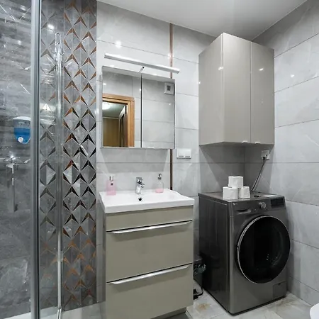Luxury In The City-10-ksiezymlyn&galerialodzka Apartament *