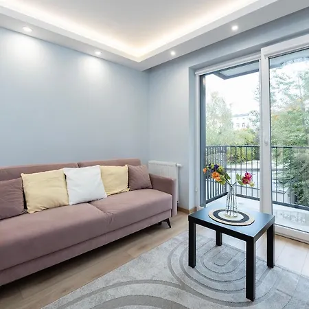 Luxury In The City-10-ksiezymlyn&galerialodzka *