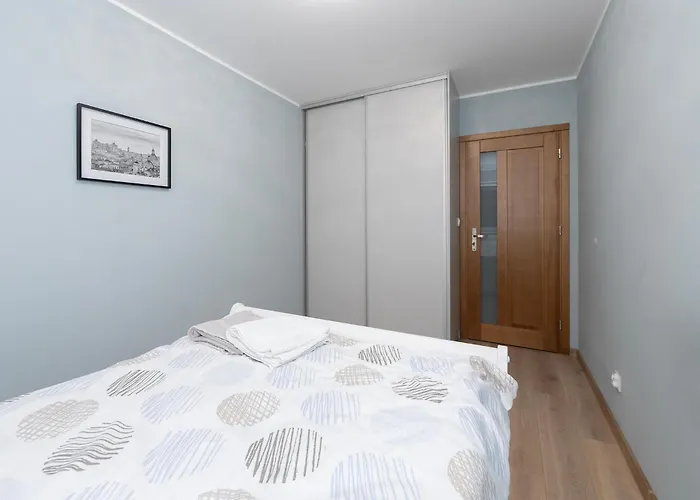 Luxury In The City-10-ksiezymlyn&galerialodzka شقة *